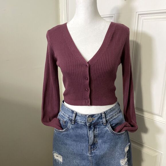 Wild Fable Sweaters - Wild Fable Women's Dark Mauve Long Sleeve V-Neck Crop Cardigan Sweater Sz Small